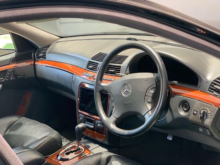 2004-Mercedes-Benz-S-Class-S-320-CDi_10