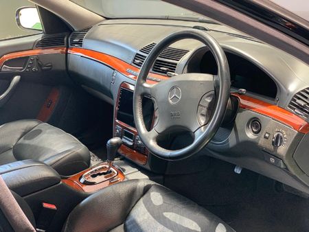 2004-Mercedes-Benz-S-Class-S-320-CDi_11
