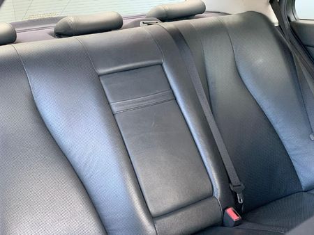 2004-Mercedes-Benz-S-Class-S-320-CDi_17