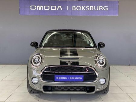2019-MINI-Hatch-Cooper-S-Auto_1