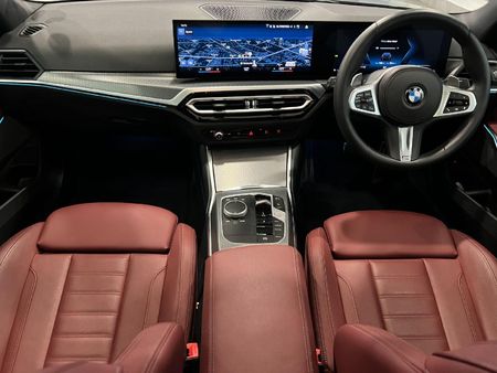 2023-BMW-3-Series-330i-M-Sport-Auto_9