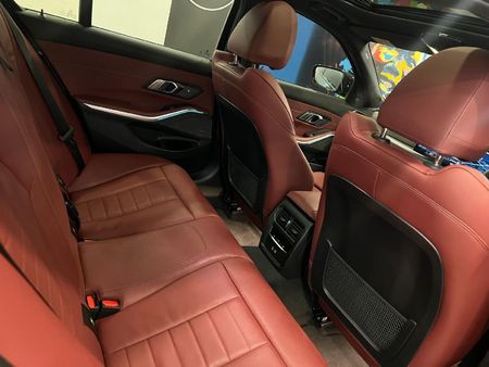 2023-BMW-3-Series-330i-M-Sport-Auto_10