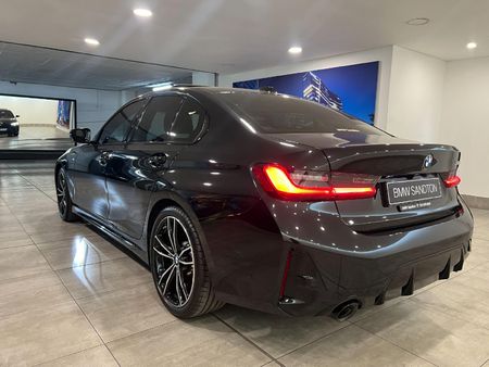 2023-BMW-3-Series-330i-M-Sport-Auto_3