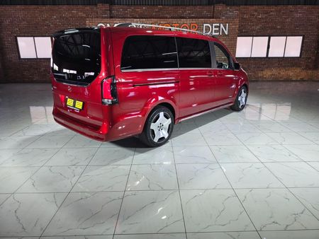 2024-Mercedes-Benz-V-Class-V300d-Exclusive_3