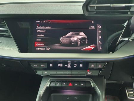 2025-Audi-S3-Sportback-20-TFSI-Quattro-S-Tronic_13