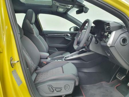 2025-Audi-S3-Sportback-20-TFSI-Quattro-S-Tronic_2