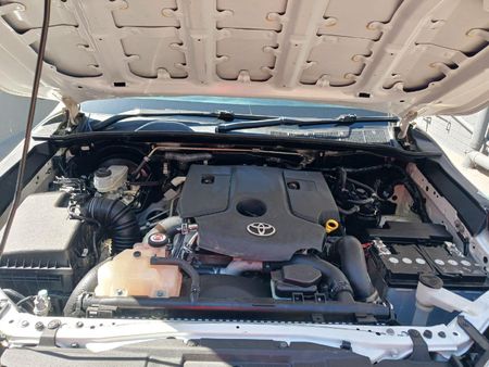 2017-Toyota-Hilux-24-GD-Single-Cab_10