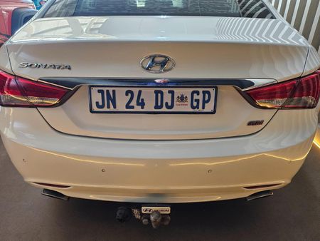 2014-Hyundai-Sonata-24-GDI-Elite-Auto_6