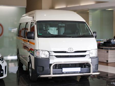 2025-Toyota-Quantum-25-D-4D-Sesfikile-16-seat_0