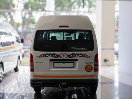2025-Toyota-Quantum-25-D-4D-Sesfikile-16-seat_4