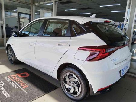 2023-Hyundai-i20-12-Motion_4