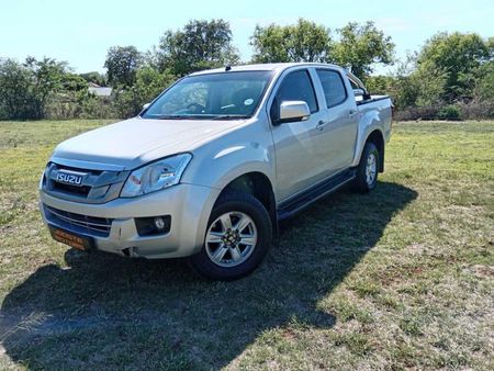 2014-Isuzu-KB-250-D-Teq-LE-Double-Cab_2