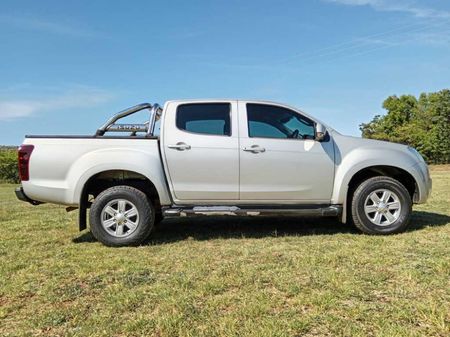 2014-Isuzu-KB-250-D-Teq-LE-Double-Cab_3