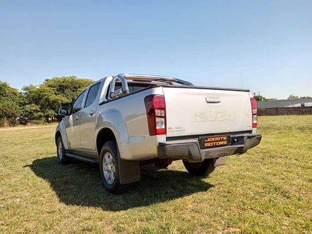 2014-Isuzu-KB-250-D-Teq-LE-Double-Cab_5