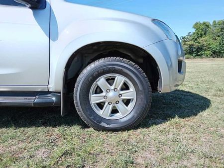 2014-Isuzu-KB-250-D-Teq-LE-Double-Cab_6