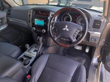 2021-Mitsubishi-Pajero-3-Door-32DI-D-GLS-Legend-Limited-Edition-100_9