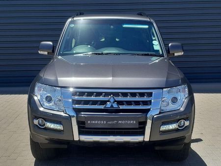 2021-Mitsubishi-Pajero-3-Door-32DI-D-GLS-Legend-Limited-Edition-100_3