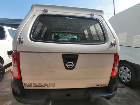2018-Nissan-NP200-15-dCi-Safety-Pack_5