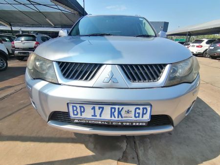2008-Mitsubishi-Outlander-24-GLS-AUTO-NEAT-BUY_4