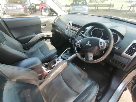 2008-Mitsubishi-Outlander-24-GLS-AUTO-NEAT-BUY_7