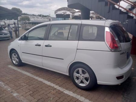 2008-Mazda-5-20-Active_8