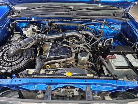 2009-Toyota-Hilux-27-VVTi-Raider-Raised-Body-Double-Cab_12