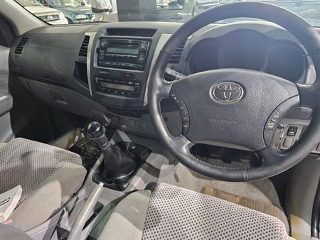 2009-Toyota-Hilux-27-VVTi-Raider-Raised-Body-Double-Cab_7