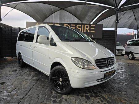 2005-Mercedes-Benz-Vito-115-CDI-CrewBus_0