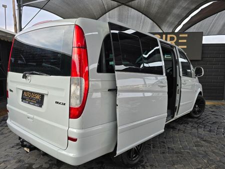 2005-Mercedes-Benz-Vito-115-CDI-CrewBus_12