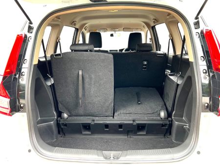 2025-Suzuki-Ertiga-15-GA_5