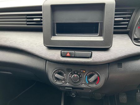 2025-Suzuki-Ertiga-15-GA_7