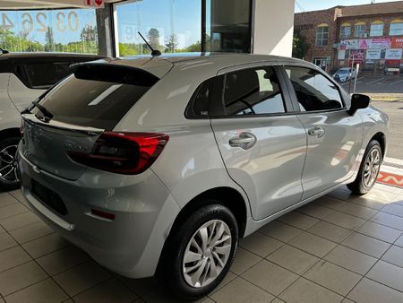 2025-Suzuki-Baleno-15-GL_5