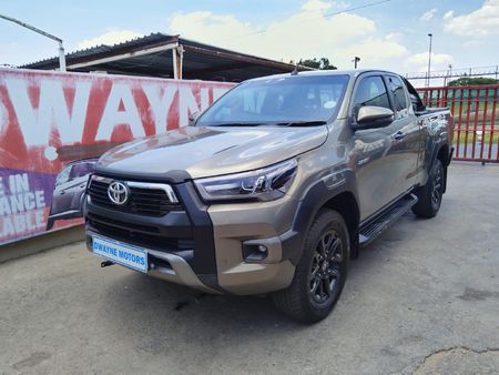 2022-Toyota-Hilux-28-GD-6-Raised-Body-Legend-Auto-Extended-Cab_1