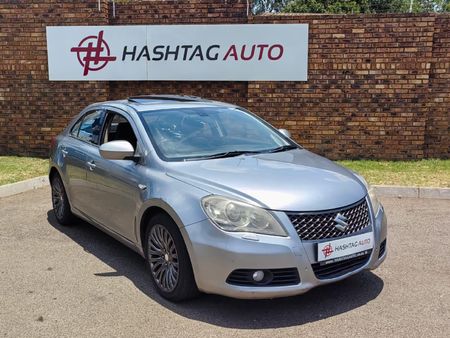 2011-Suzuki-Kizashi-24-SDLX_0