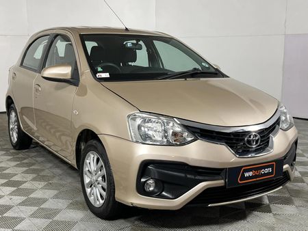 2018-Toyota-Etios-15-XS-5-dr_14