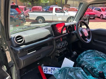 2024-Suzuki-Jimny-15-GLX-AllGrip-5-Door_9