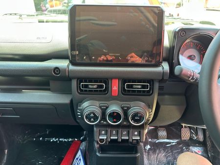 2024-Suzuki-Jimny-15-GLX-AllGrip-5-Door_12