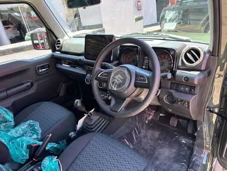 2024-Suzuki-Jimny-15-GLX-AllGrip-5-Door_6