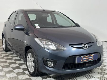 2010-Mazda-2-13-Dynamic-5-dr_7
