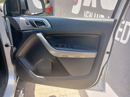 2020-Ford-Ranger-20D-XLT-4x2-Double-Cab_12