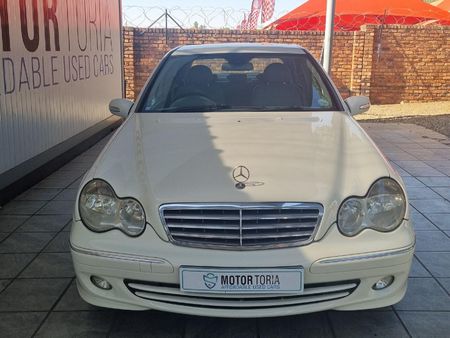 2005-Mercedes-Benz-C-Class-C-270-CDi-Elegance-Auto_0