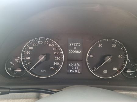 2005-Mercedes-Benz-C-Class-C-270-CDi-Elegance-Auto_11