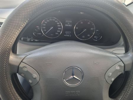 2005-Mercedes-Benz-C-Class-C-270-CDi-Elegance-Auto_12