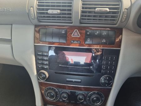 2005-Mercedes-Benz-C-Class-C-270-CDi-Elegance-Auto_14