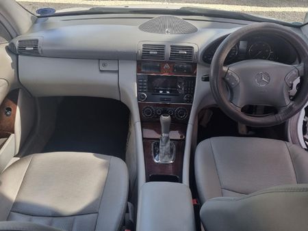2005-Mercedes-Benz-C-Class-C-270-CDi-Elegance-Auto_17