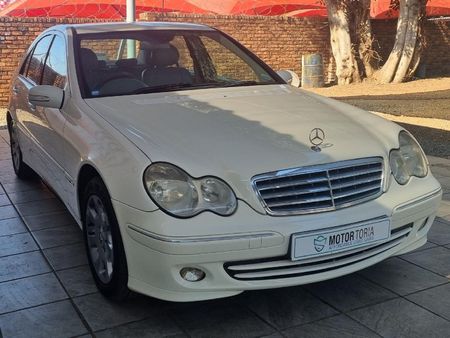 2005-Mercedes-Benz-C-Class-C-270-CDi-Elegance-Auto_1