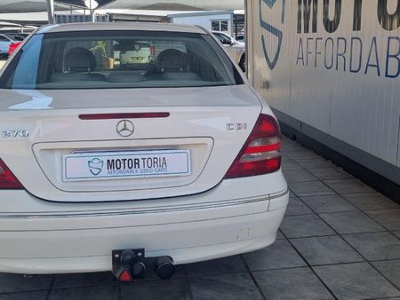 2005-Mercedes-Benz-C-Class-C-270-CDi-Elegance-Auto_5