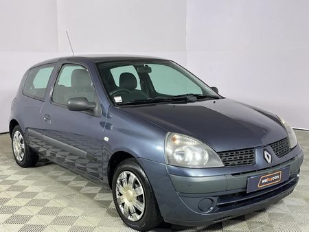 2007-Renault-Clio-12-Va-Va-Voom-3-dr_12