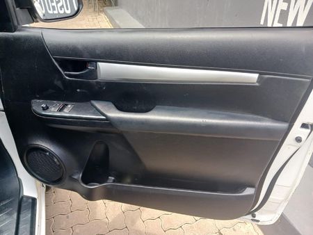 2021-Toyota-Hilux-20-VVTi-Single-Cab_10