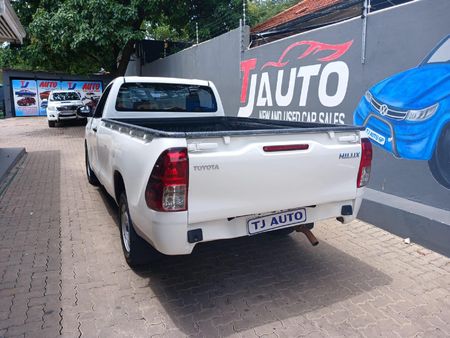 2021-Toyota-Hilux-20-VVTi-Single-Cab_4